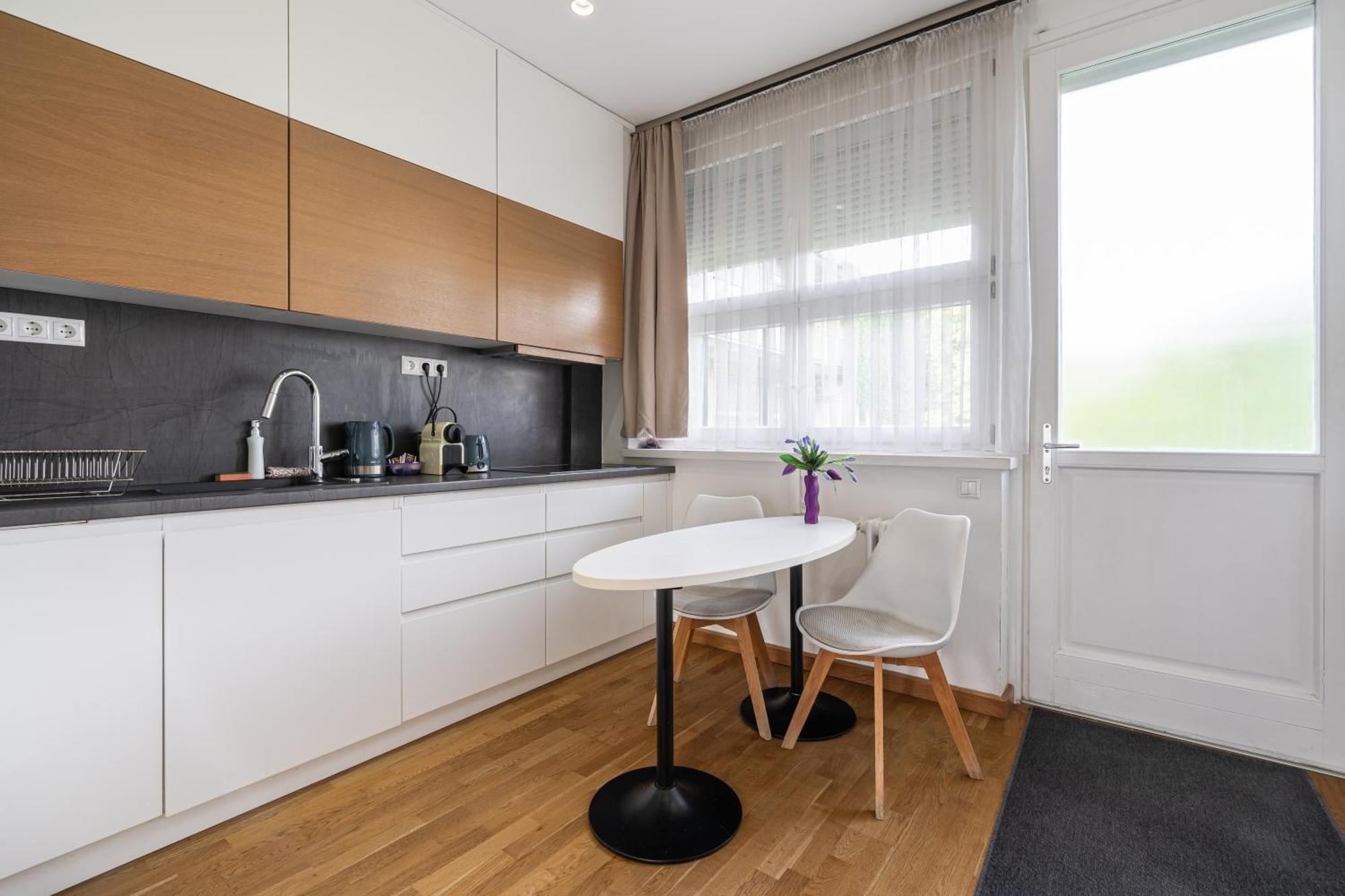 Breathless Basilika View Elegant Flat With Balcony Need Reservation X Free Parking Budapest Exterior foto